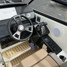 Quicksilver Activ 805 Cruiser