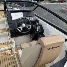 Quicksilver Activ 805 Cruiser