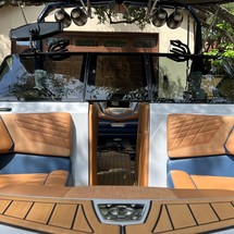 Super Air Nautique G23