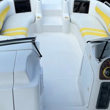 Splendor 240 cuddy cabin