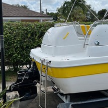 Splendor 240 cuddy cabin