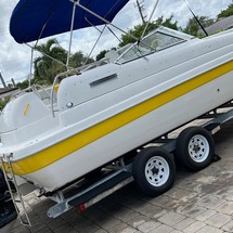 Splendor 240 cuddy cabin