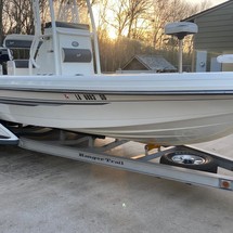 Ranger boats 2400 bay