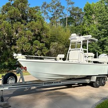 Domn8er 25 deck boat