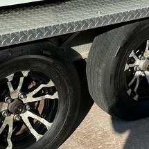 Domn8er 25 deck boat