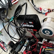 Domn8er 25 deck boat