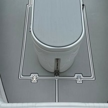 Domn8er 25 deck boat