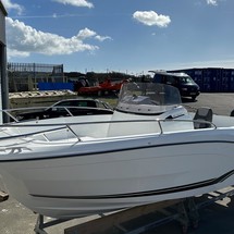 Jeanneau Cap Camarat 6.5 CC
