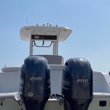 Sea Ray hunt ultra 211