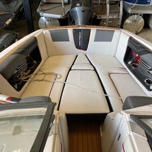 Super Air Nautique G23