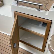 Interboat intender 820