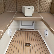 Interboat intender 820