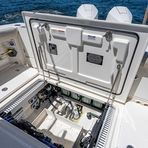 Boston Whaler 330 Outrage