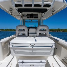 Boston Whaler 330 Outrage