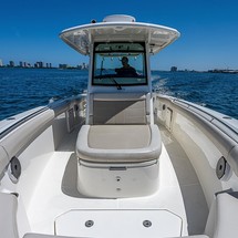 Boston Whaler 330 Outrage