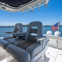 Boston Whaler 330 Outrage