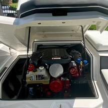 Regal 2000 ES