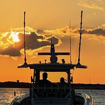 Boston Whaler 350 Outrage