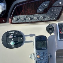 Sea Ray 350 Sundancer