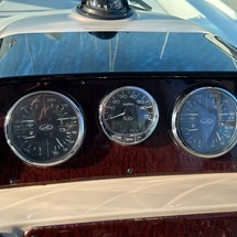 Sea Ray 350 Sundancer
