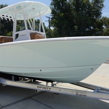 Sea Ray hunt ultra 211
