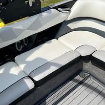 Malibu Wakesetter 23 LSV