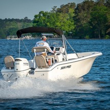 Angler Pro Boats 2900 center console