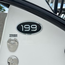 Angler Pro Boats 2900 center console