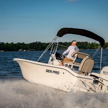 Angler Pro Boats 2900 center console