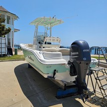 Nauticstar 2302 legacy