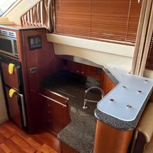 Sea ray 420 sedan bridge
